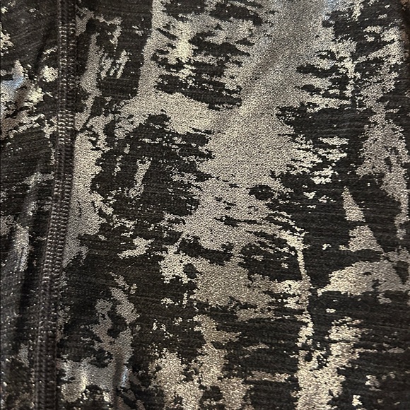 lululemon athletica Black & Gray Abstract Print Leggings - Picture 2 of 5